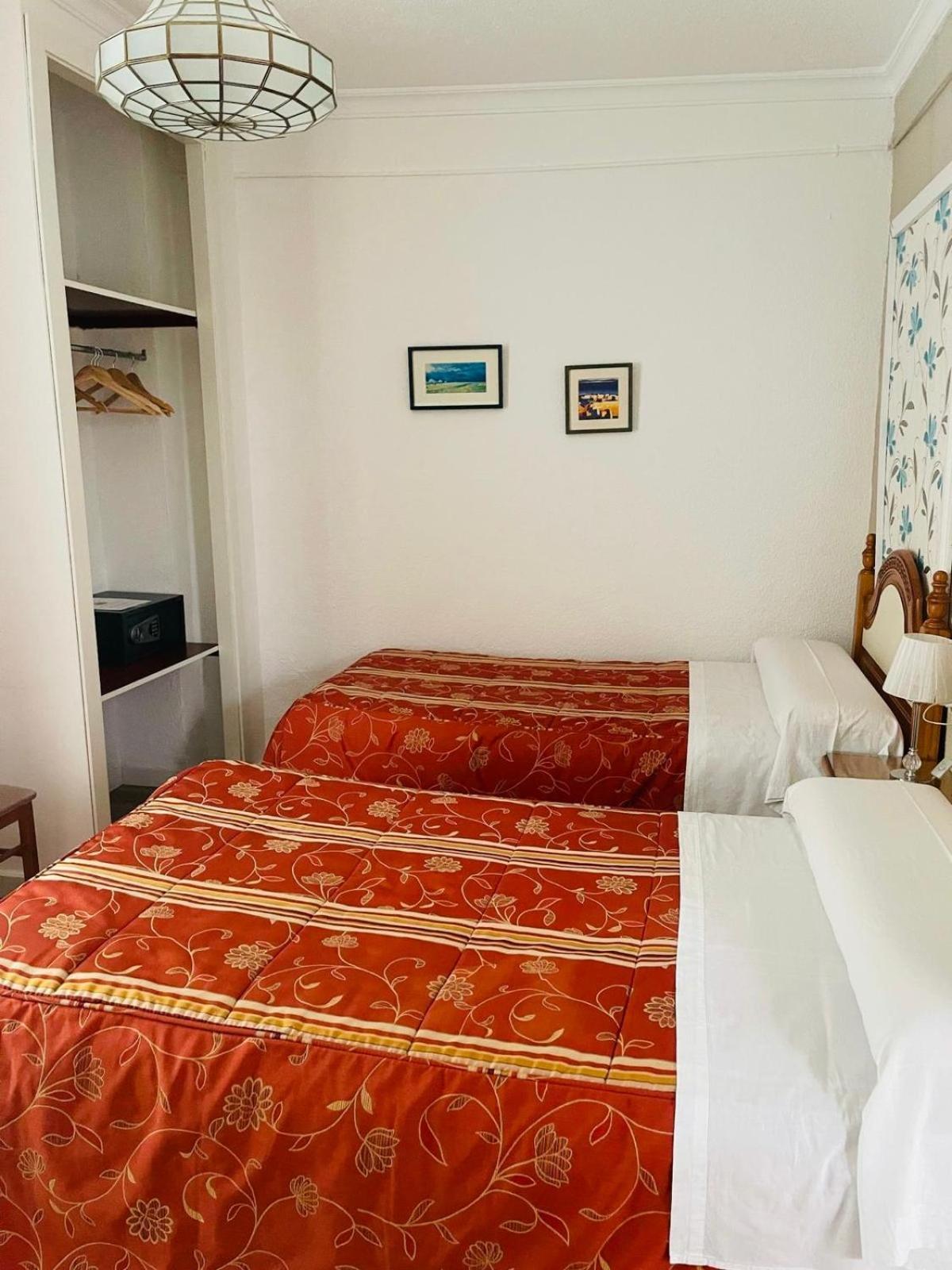 Pension Zurita Гранада Экстерьер фото