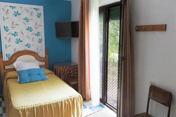 Pension Zurita Гранада Экстерьер фото